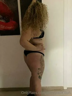 Curvyadiction OnlyFans Leaked Free Thumbnail Picture - #HnDo7xAEnB