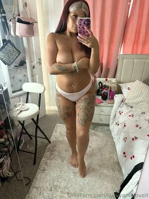 Curvyandiloveit OnlyFans Leaked Free Thumbnail Picture - #sNZxyM2ZgI