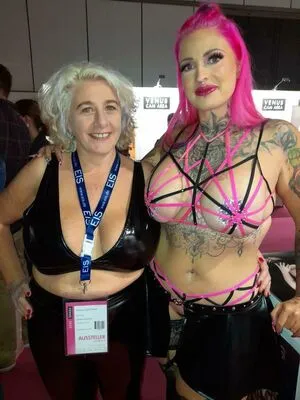 Curvyanni OnlyFans Leaked Free Thumbnail Picture - #u1YJ1iDAKn