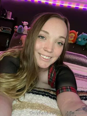 Curvycutiexo OnlyFans Leaked Free Thumbnail Picture - #ZVKAczgSAT