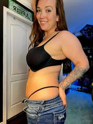 Curvycutiexo OnlyFans Leaked Free Thumbnail Picture - #xKBv9t7iKh