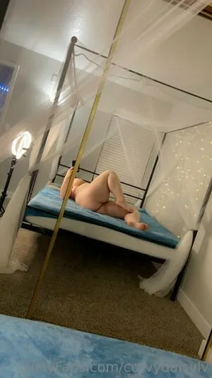 Curvydaisylv OnlyFans Leaked Free Thumbnail Picture - #nHlXyUgZge