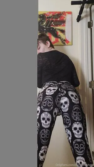 Curvyelvishgirl OnlyFans Leaked Free Thumbnail Picture - #yUjaUIriN9