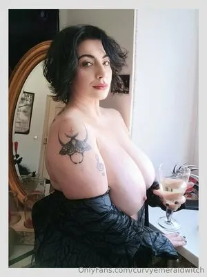 Curvyemeraldwitch OnlyFans Leaked Free Thumbnail Picture - #31tp9bcc1I