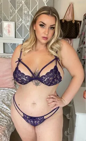 Curvygirllou OnlyFans Leaked Free Thumbnail Picture - #V86nRAoUwO