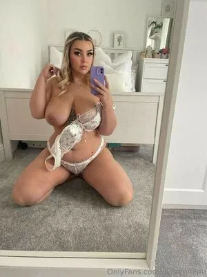Curvygirllou OnlyFans Leaked Free Thumbnail Picture - #W0tbzRxTLj