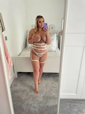 Curvygirllou OnlyFans Leaked Free Thumbnail Picture - #hAVesSNWdr