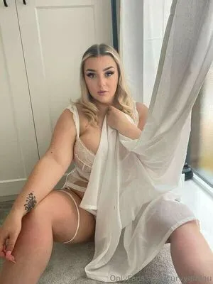 Curvygirllou OnlyFans Leaked Free Thumbnail Picture - #xloDYOZz2M