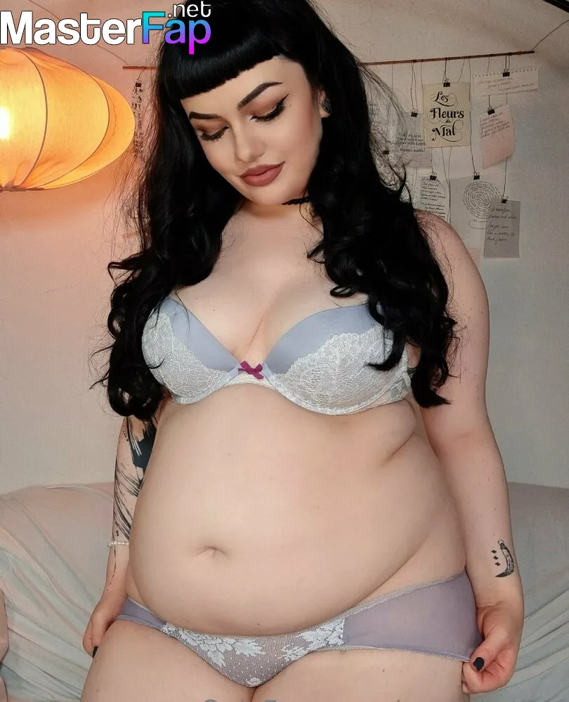 curvygothgf