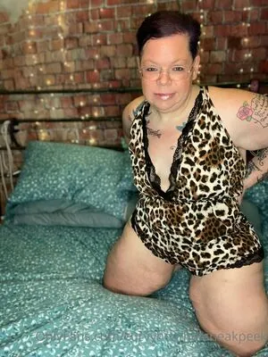 Curvyheathersneakpeek OnlyFans Leaked Free Thumbnail Picture - #sFvr0M0Fpa