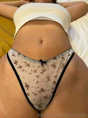 curvykatie_1991 OnlyFans Leaked Free Thumbnail Picture - #szWfMMAn7u
