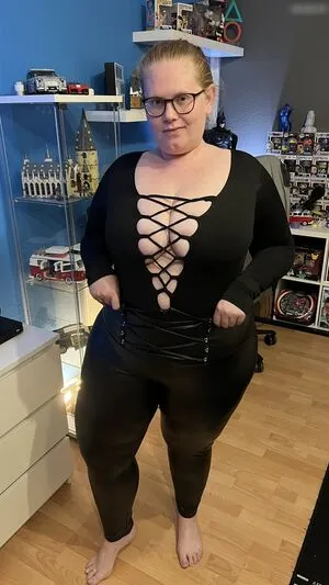 Curvyleo93 OnlyFans Leaked Free Thumbnail Picture - #G7KDrmVQod