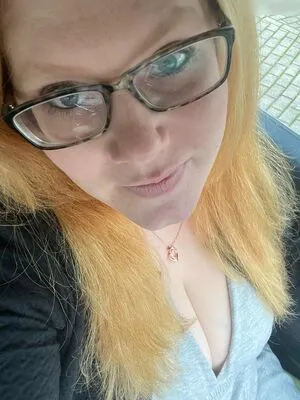 Curvyleo93 OnlyFans Leaked Free Thumbnail Picture - #GtwnEhrAx5