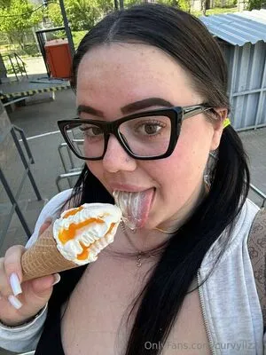 Curvylizzz OnlyFans Leaked Free Thumbnail Picture - #sPlMbx8gX5