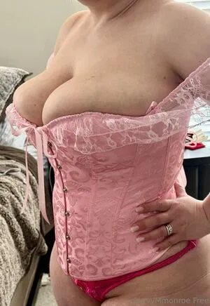 Curvymmonroefree OnlyFans Leaked Free Thumbnail Picture - #5tRoqKV2zK