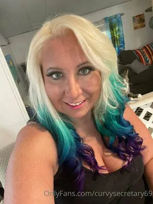 Curvysecretary69 OnlyFans Leaked Free Thumbnail Picture - #3t9A2ktio6