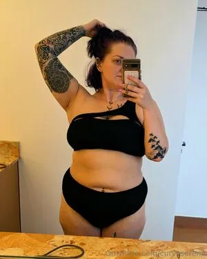 Curvyserena OnlyFans Leaked Free Thumbnail Picture - #WVat83Meh7