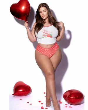 Curvyshasha OnlyFans Leaked Free Thumbnail Picture - #OTwbM2K32p