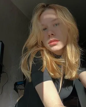 Cusnee OnlyFans Leaked Free Thumbnail Picture - #zfNCAVaY61