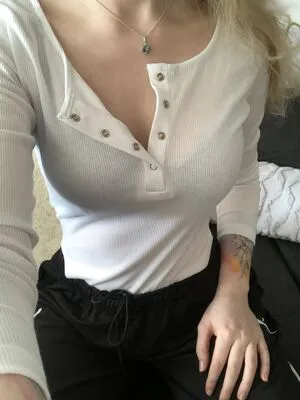 Cute Alice23 OnlyFans Leaked Free Thumbnail Picture - #6rum06M8VK