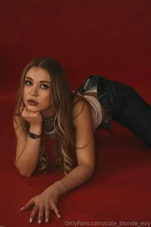 Cute Blonde Evy OnlyFans Leaked Free Thumbnail Picture - #1ar5QlIjHm