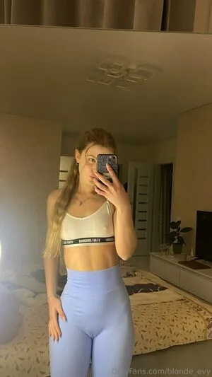 Cute Blonde Evy OnlyFans Leaked Free Thumbnail Picture - #GssUBa7hDE