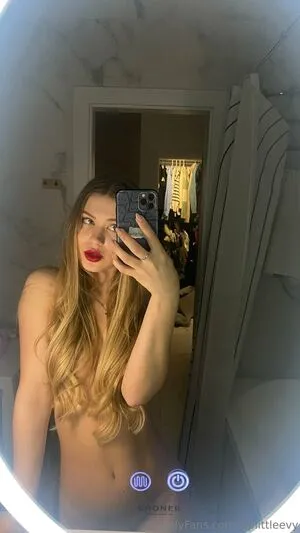 Cute Blonde Evy OnlyFans Leaked Free Thumbnail Picture - #Pk1yvpM0WK
