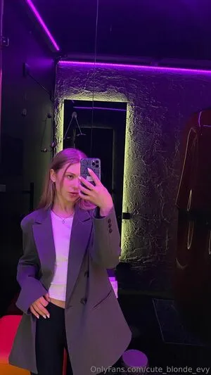 Cute Blonde Evy OnlyFans Leaked Free Thumbnail Picture - #lv0btxkmVp