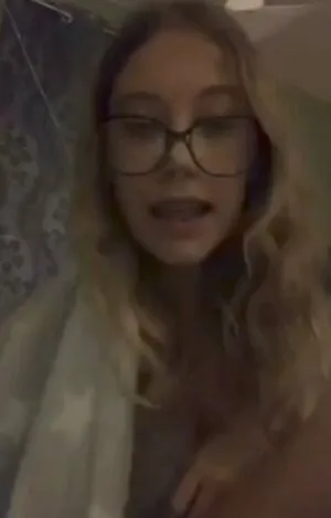 Cute Yellow OnlyFans Leaked Free Thumbnail Picture - #q0SlbafSgG