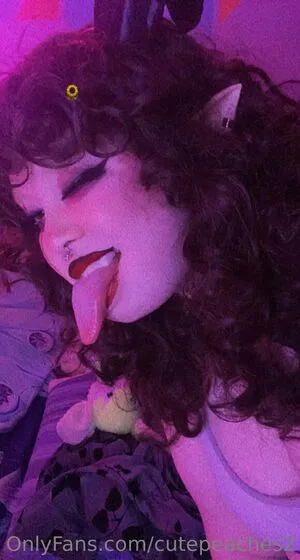 Cutepeaches2 OnlyFans Leaked Free Thumbnail Picture - #xkQEB6R4qr