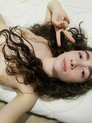 Cuteteensgroup1 OnlyFans Leaked Free Thumbnail Picture - #rRpFR0GON5