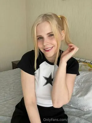 Cutie Carolina OnlyFans Leaked Free Thumbnail Picture - #3IWq50jdcg