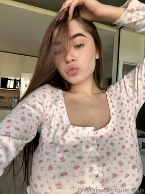 Cutie Dixie OnlyFans Leaked Free Thumbnail Picture - #Xl0PS7VTrs