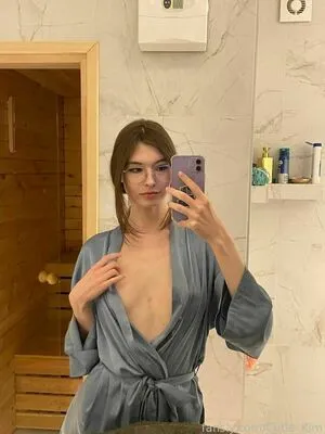 Cutie Kim OnlyFans Leaked Free Thumbnail Picture - #OuiAiy3lNJ