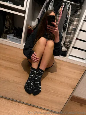 Cutie Littlefootprincess OnlyFans Leaked Free Thumbnail Picture - #PXu5PxXXju