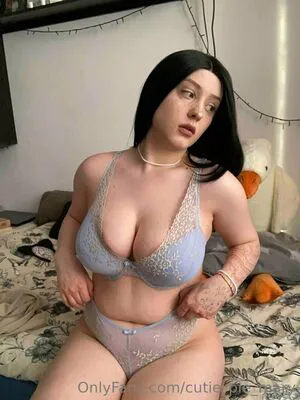 Cutie Pie Mary OnlyFans Leaked Free Thumbnail Picture - #jmkcSacKTS