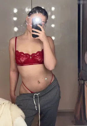 Cutieemilia OnlyFans Leaked Free Thumbnail Picture - #7b7SPH2gM9