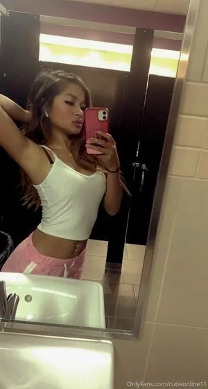 Cutieonline11 OnlyFans Leaked Free Thumbnail Picture - #Uf0xhNOIo7