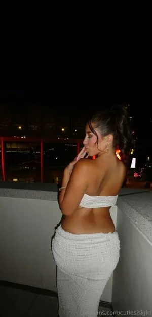 Cutiesisigirl OnlyFans Leaked Free Thumbnail Picture - #P997Or459M