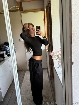 Cutievivieee OnlyFans Leaked Free Thumbnail Picture - #hONIf4EHHO