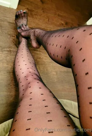 Cutiextoes OnlyFans Leaked Free Thumbnail Picture - #q5IkNHMvPE