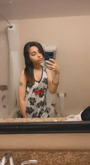 Cutieyommy0420 OnlyFans Leaked Free Thumbnail Picture - #ANAMZH5hK2
