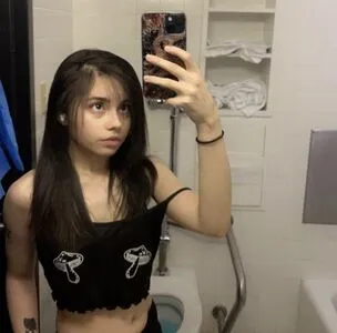 Cutieyommy0420 OnlyFans Leaked Free Thumbnail Picture - #Hkvyfvh6td