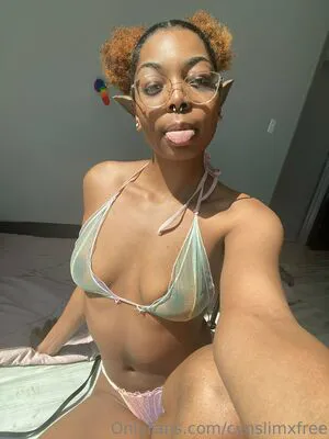 Cynslimxfree OnlyFans Leaked Free Thumbnail Picture - #spy9powpcY