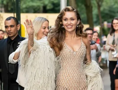 Cyrus Miley OnlyFans Leaked Free Thumbnail Picture - #K3kAO3kke7