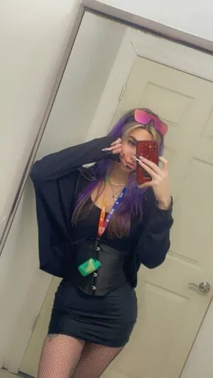 D3adfairi3 OnlyFans Leaked Free Thumbnail Picture - #slzSZxrsx4