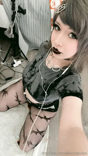 D4ncingtulips OnlyFans Leaked Free Thumbnail Picture - #aepZZAgkTr