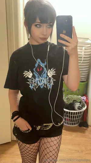 D4ncingtulips OnlyFans Leaked Free Thumbnail Picture - #si7gImSDy9
