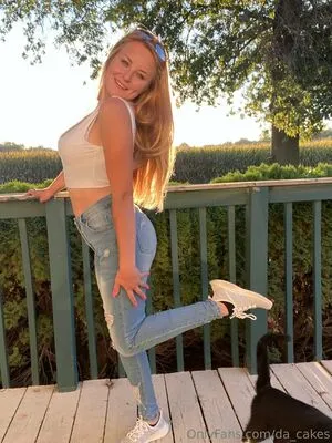 Da Cakes OnlyFans Leaked Free Thumbnail Picture - #4P7CC3TdPd