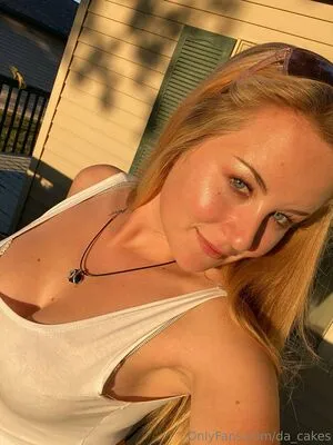 Da Cakes OnlyFans Leaked Free Thumbnail Picture - #AdsIGBkeHT